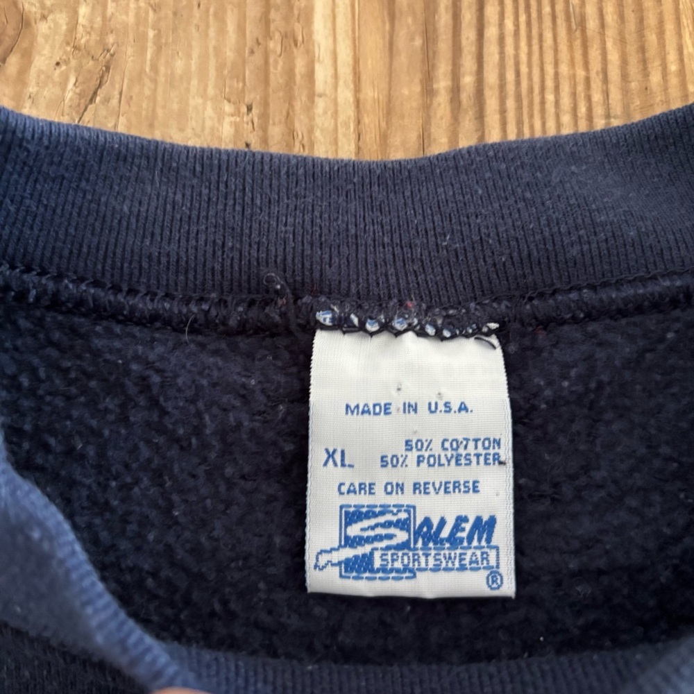 Vintage 90s Salem Notre Dame Fighting Irish Crew Sweatshirt USA - Picture 5 of 8
